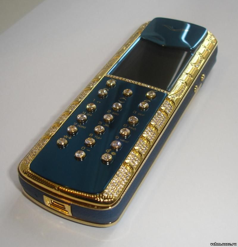 Вип телефон. Vertu 2008. Vertu Signature Diamond p1966s2. Телефон верту 2008. Бриллиантовый верту.